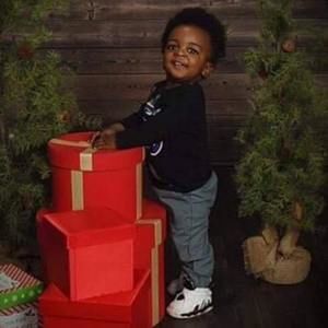 Meet your Posher, Sacha